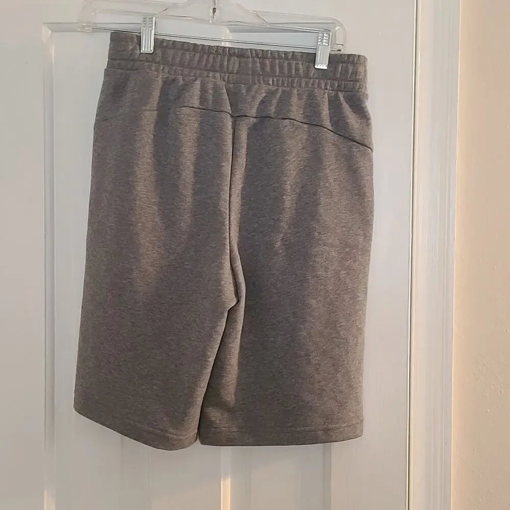 Puma BMW Motorsport Shorts Size Small NWT - Picture 3 of 11